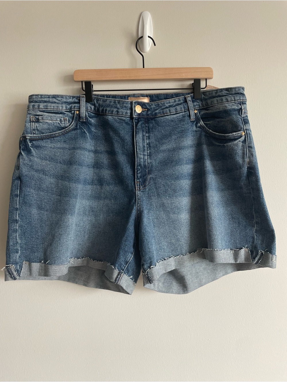 KUT from the Kloth jorts high rise Jane jean shorts 20W
